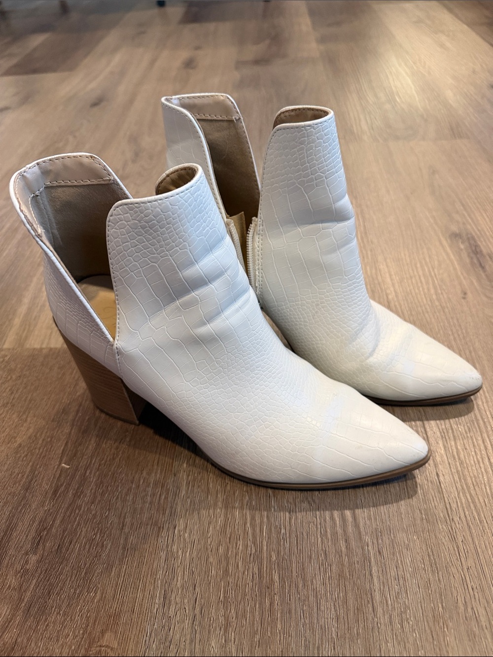 Pink Lily White Croc-Embossed Pointed Booties with Block Heel